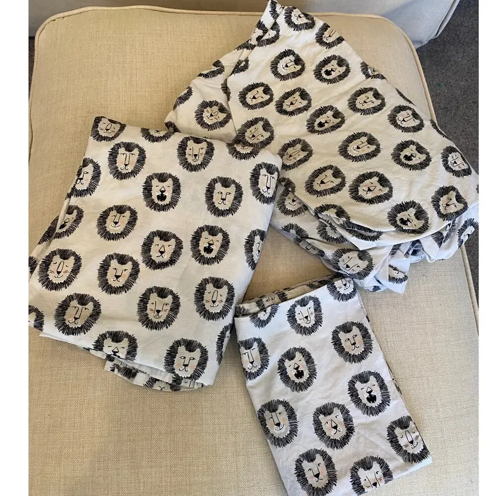 Lion Faces 100% Cotton Twin Sheet Set Black & White, Whimsical  - Pillowfort